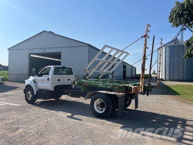 Ford F-750 Kabinos ir salonai