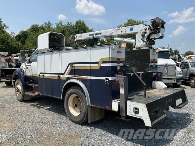 Ford F-750 Visuotinės / bendrosios paskirties automobiliai