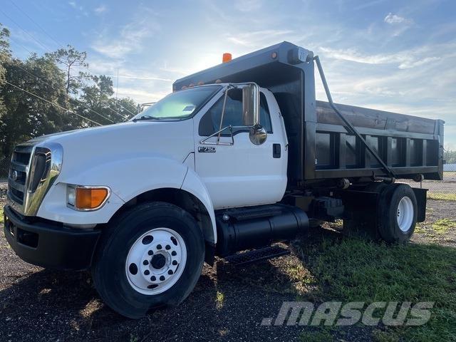 Ford F-750 Savivarčių priekabų vilkikai