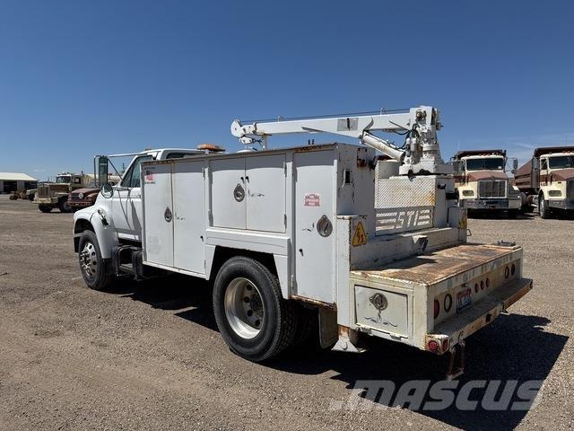 Ford F-800 Visuotinės / bendrosios paskirties automobiliai