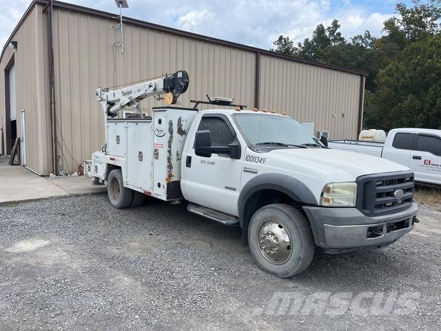 Ford F550 Visuotinės / bendrosios paskirties automobiliai