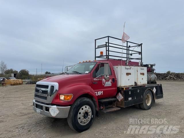 Ford F650 Automobilinės cisternos