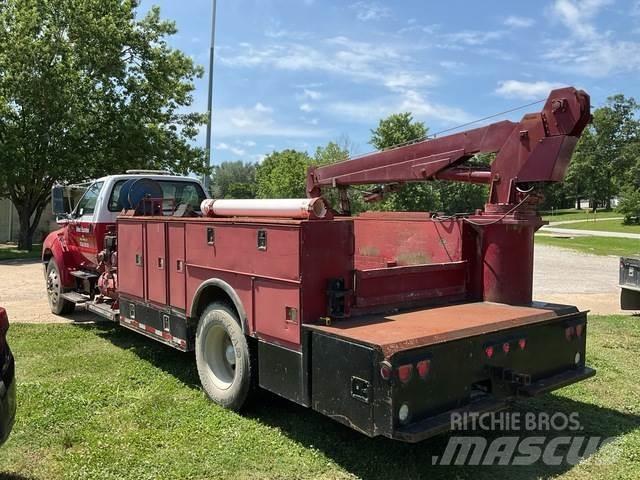 Ford F750 Visuotinės / bendrosios paskirties automobiliai