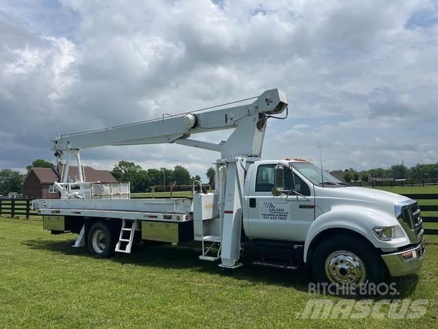 Ford F750 Platformos/ Pakrovimas iš šono