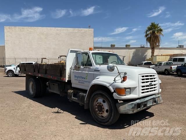 Ford F800 Savivarčių priekabų vilkikai