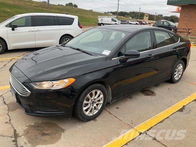 Ford Fusion Lengvieji automobiliai
