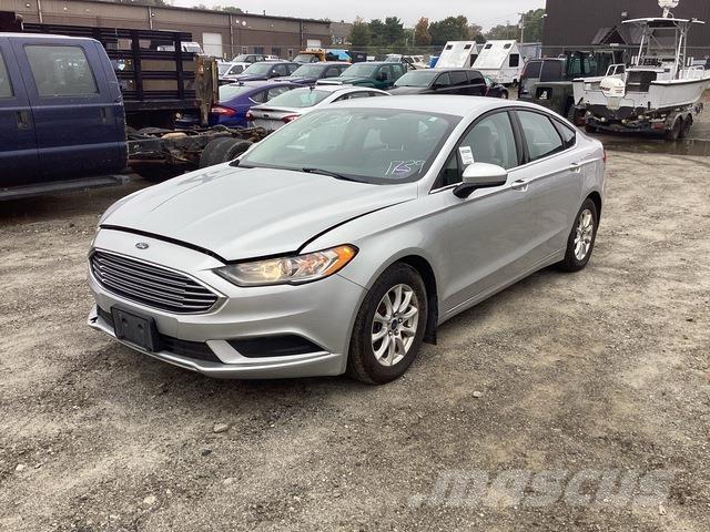 Ford Fusion S Lengvieji automobiliai