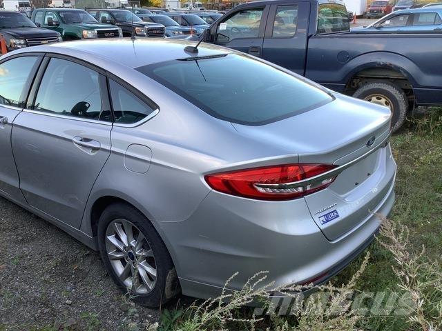 Ford Fusion SE Lengvieji automobiliai