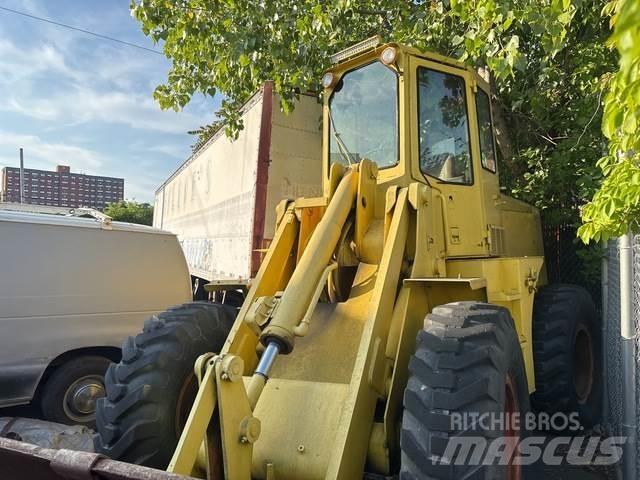 Ford FZ411V Naudoti ratiniai krautuvai
