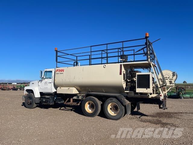 Ford L9000 Žemės ūkis - Kita