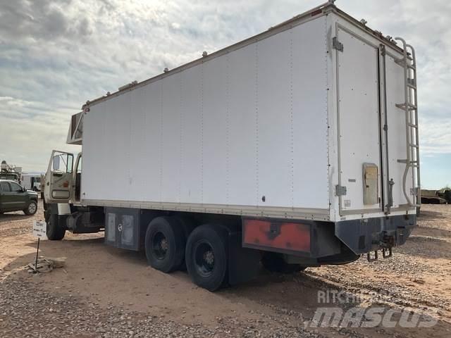 Ford LT8000 Krovininiai furgonai
