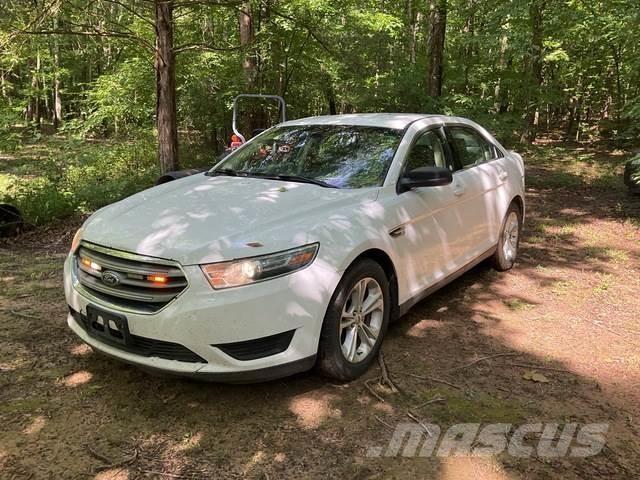 Ford Taurus Lengvieji automobiliai