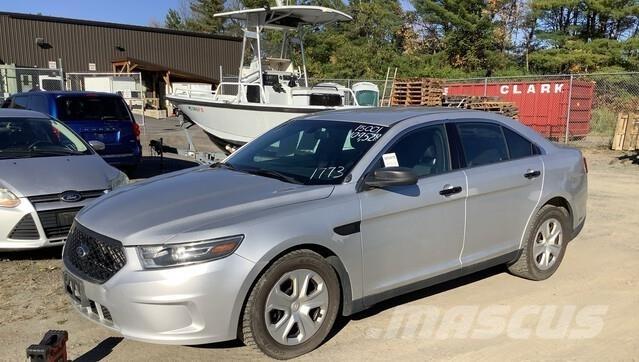Ford Taurus Lengvieji automobiliai