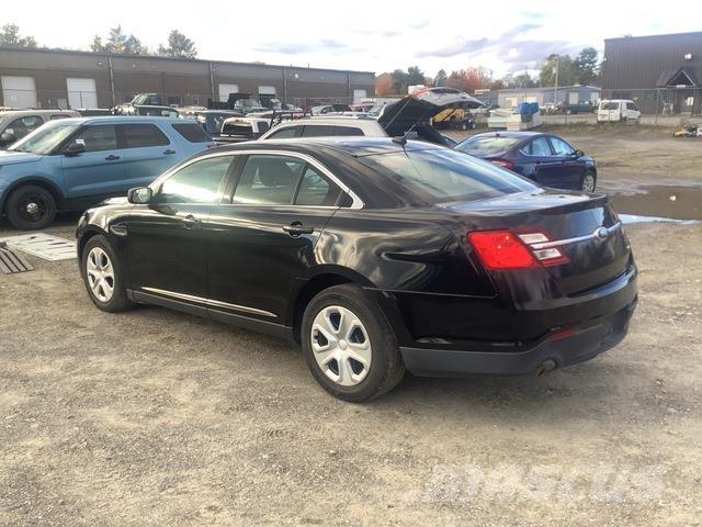 Ford Taurus Lengvieji automobiliai