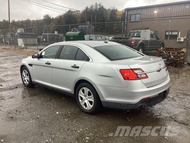 Ford Taurus Lengvieji automobiliai