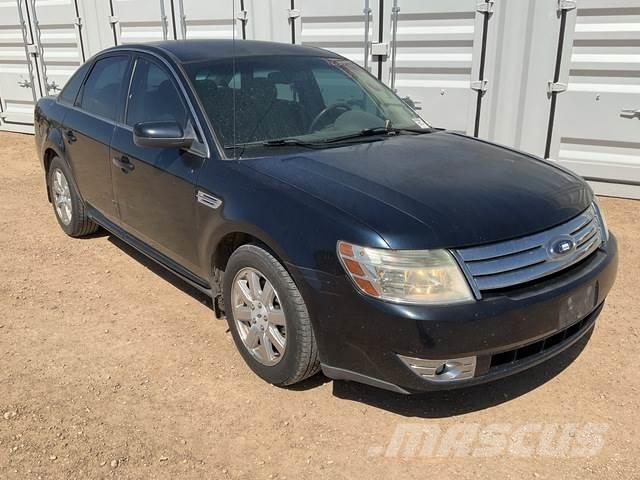 Ford Taurus SE Lengvieji automobiliai