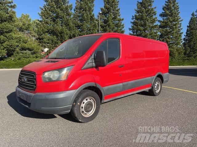 Ford Transit Krovininiai furgonai