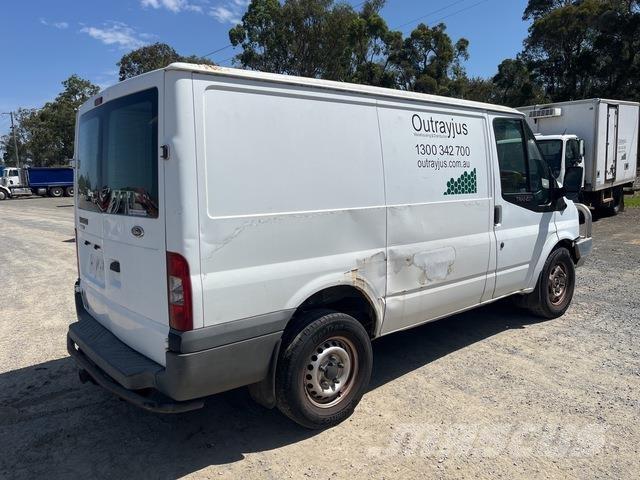 Ford Transit Krovininiai furgonai