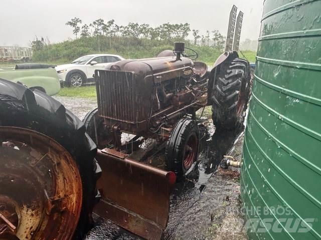 Fordson Major Statyba - Kita