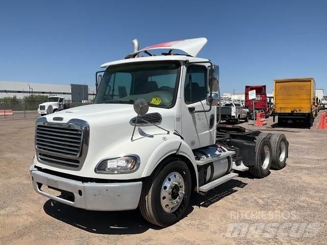 Freightliner  Naudoti vilkikai