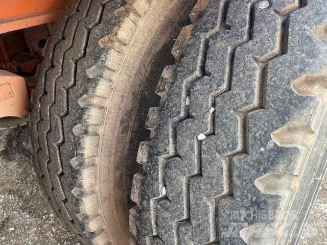  Freightmaster Savivartės priekabos
