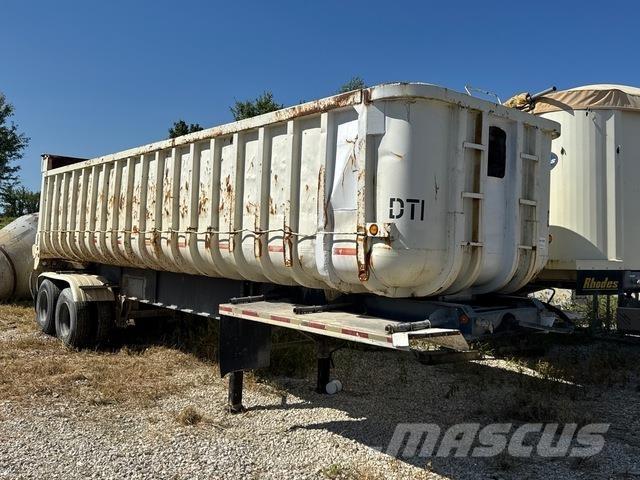 Fruehauf  Savivartės priekabos