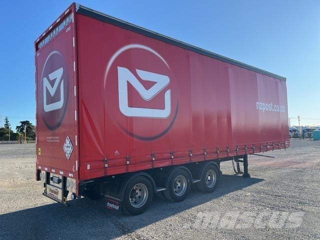 Fruehauf  Priekabos su tentu