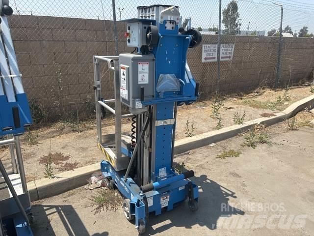 Genie AWP-25S Vertikalūs stiebiniai keltuvai