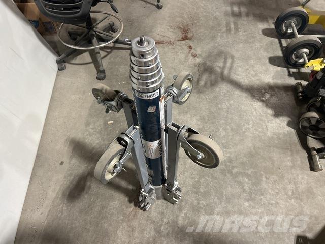 Genie GH-3.8 Gervės, keltuvai ir medžiagų kėlimo įranga