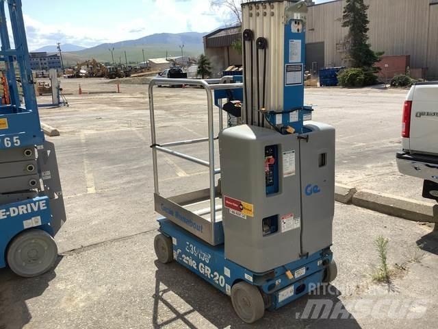 Genie GR-20 Vertikalūs stiebiniai keltuvai