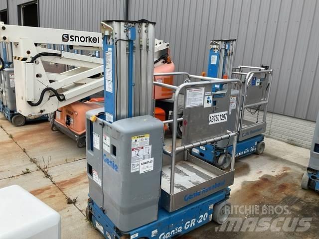 Genie GR-20 Vertikalūs stiebiniai keltuvai
