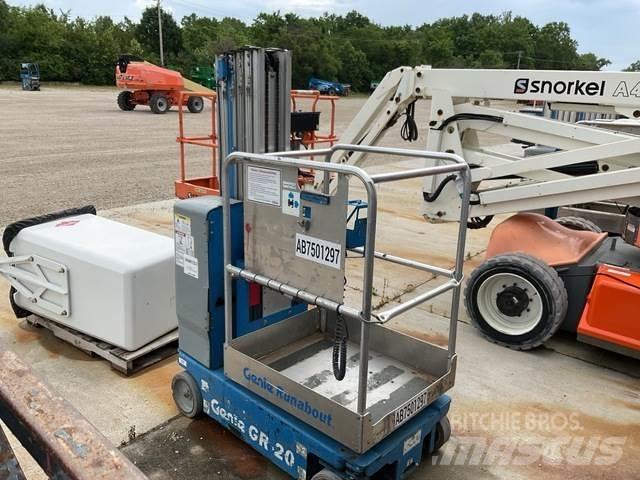 Genie GR-20 Vertikalūs stiebiniai keltuvai