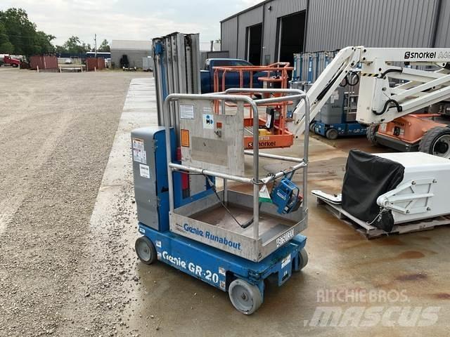 Genie GR-20 Vertikalūs stiebiniai keltuvai