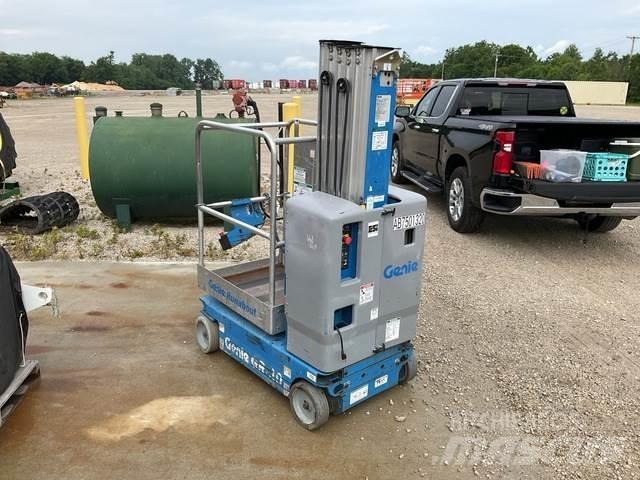 Genie GR-20 Vertikalūs stiebiniai keltuvai