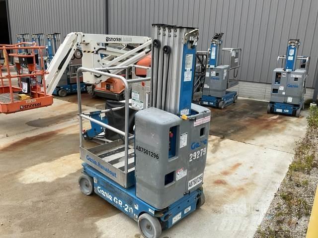 Genie GR-20 Vertikalūs stiebiniai keltuvai