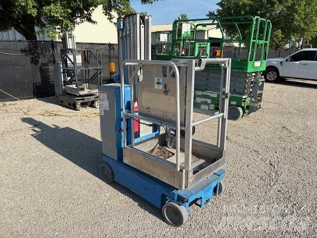 Genie GR-20 Vertikalūs stiebiniai keltuvai