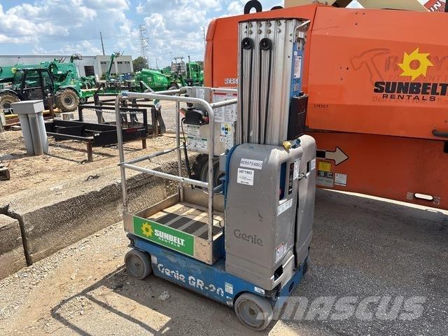 Genie GR-20 Vertikalūs stiebiniai keltuvai