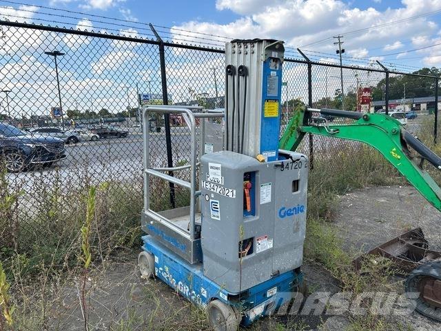 Genie GR-20 Vertikalūs stiebiniai keltuvai