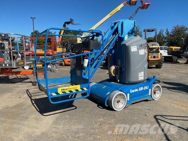 Genie GR-26J Vertikalūs stiebiniai keltuvai
