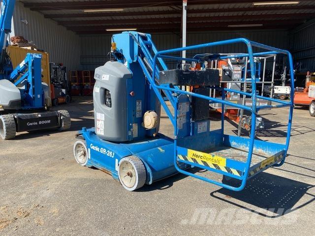 Genie GR-26J Vertikalūs stiebiniai keltuvai