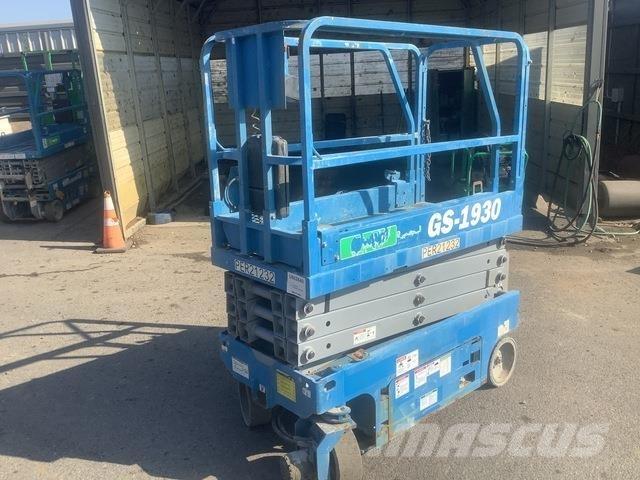 Genie GS-1930 Žirkliniai keltuvai