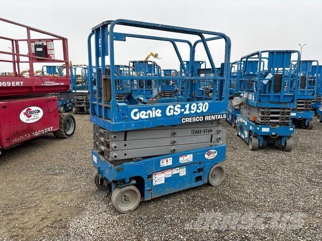 Genie GS-1930 Žirkliniai keltuvai