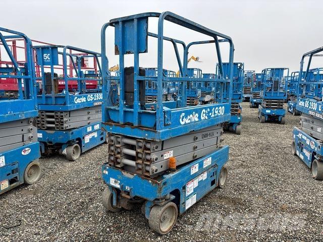 Genie GS-1930 Žirkliniai keltuvai