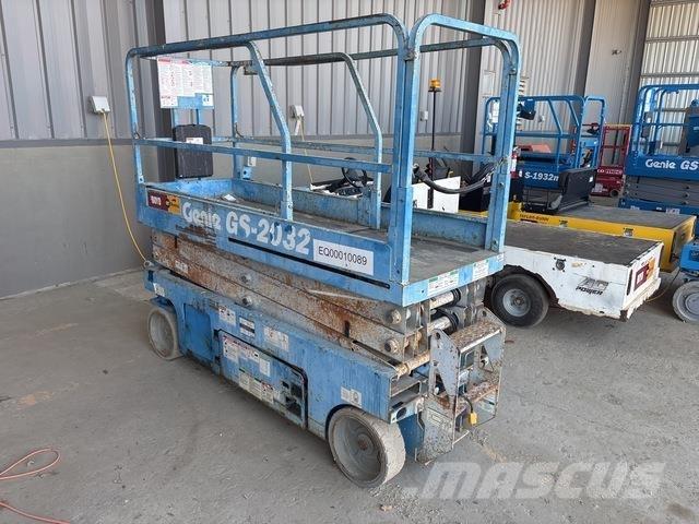 Genie GS-2032 Žirkliniai keltuvai