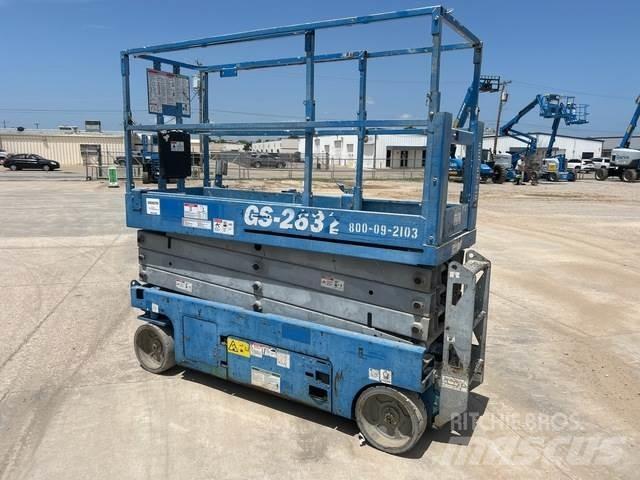 Genie GS-2632 Žirkliniai keltuvai