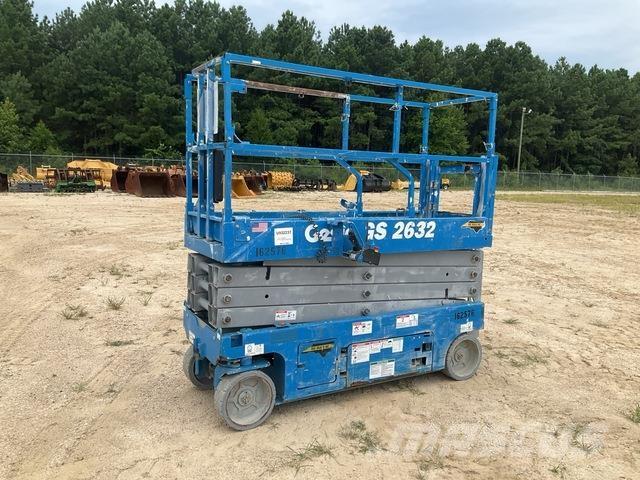 Genie GS-2632 Žirkliniai keltuvai