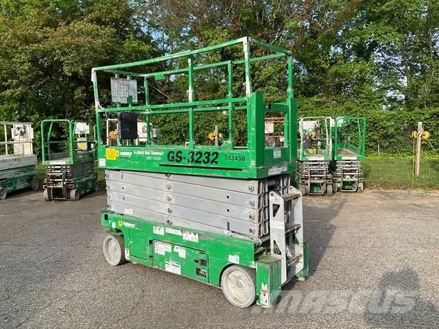 Genie GS-3232 Žirkliniai keltuvai