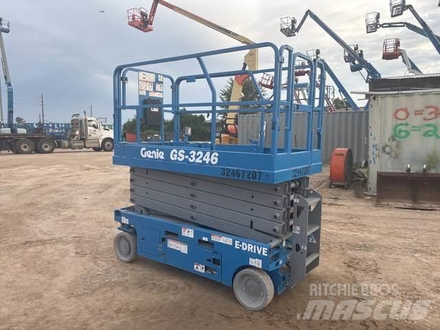 Genie GS-3246 Žirkliniai keltuvai