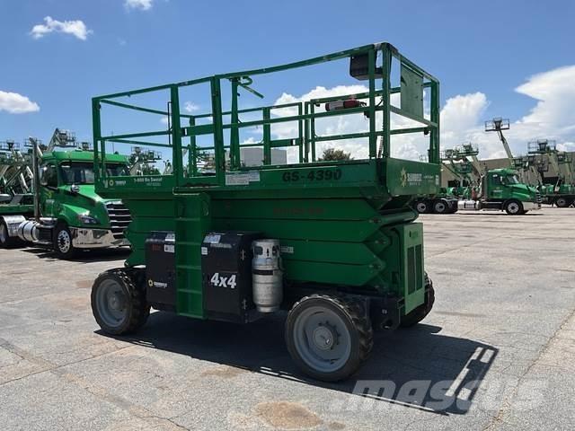 Genie GS-4390 Žirkliniai keltuvai