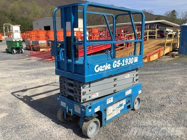Genie GS1930 Žirkliniai keltuvai